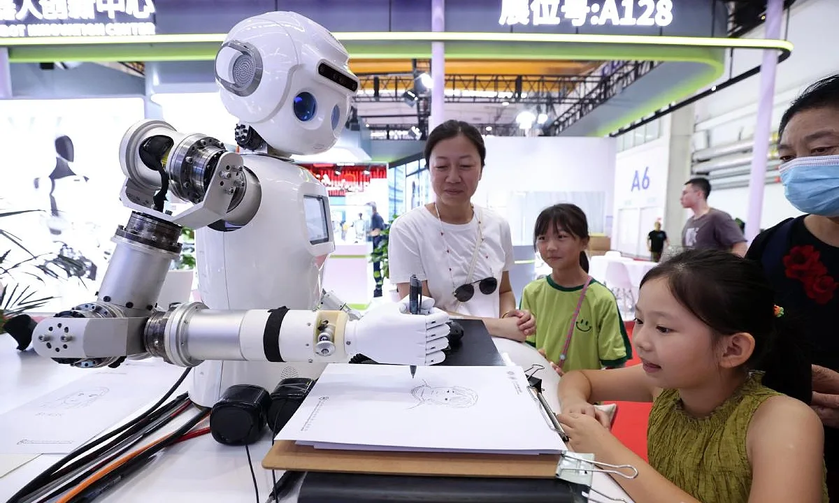 Rào cản khiến robot hình người khó phổ biến trong thực tế