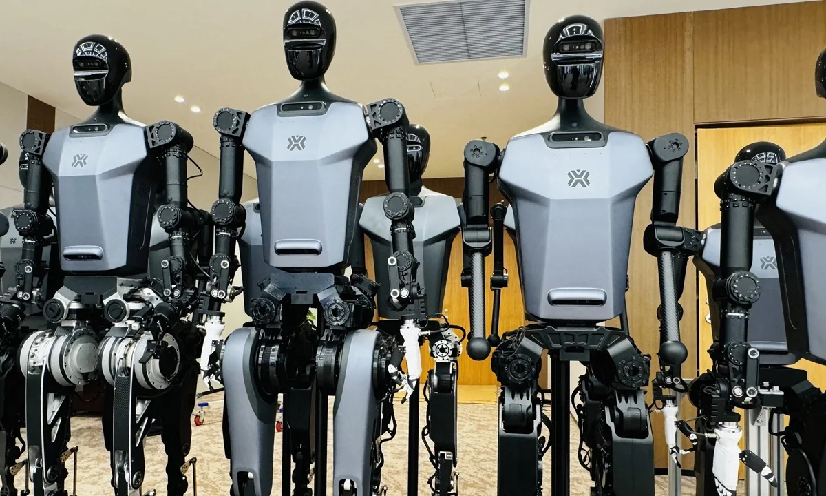 Sản lượng robot hình người Trung Quốc có thể vượt 100.000