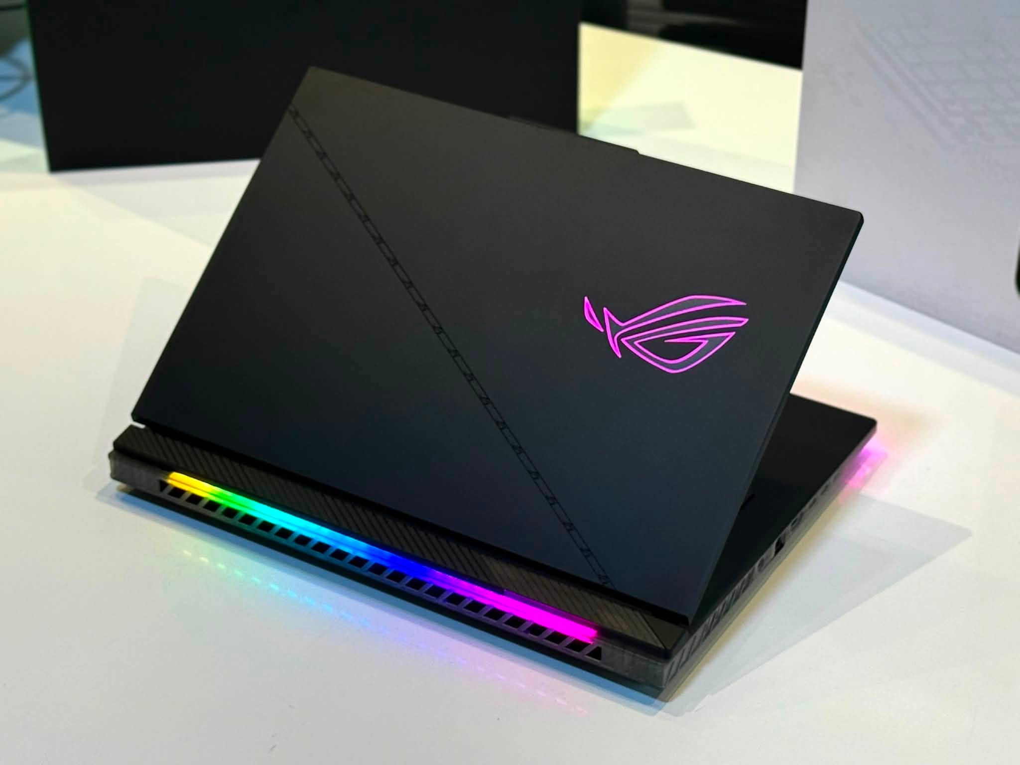 ASUS ROG Strix SCAR 16 (2023) G634JZ RTX 4080 QHD+ 240Hz